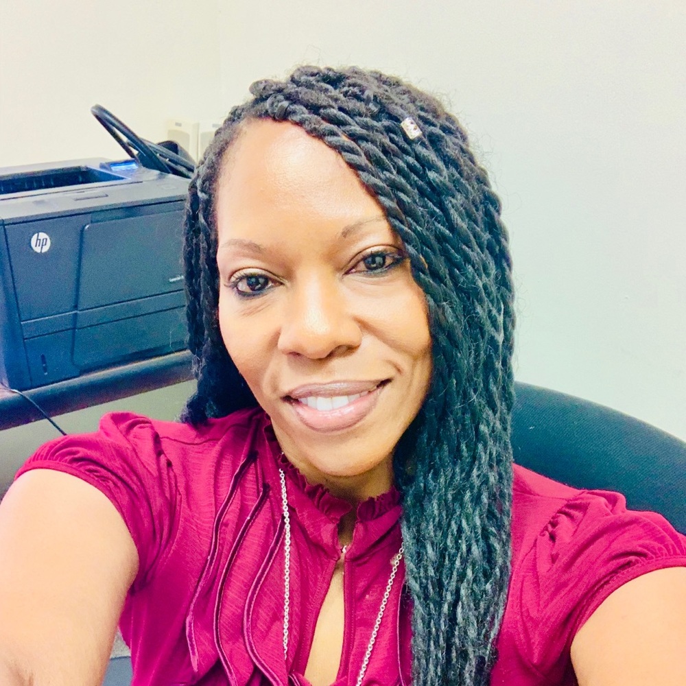 Meet your Posher, Carol